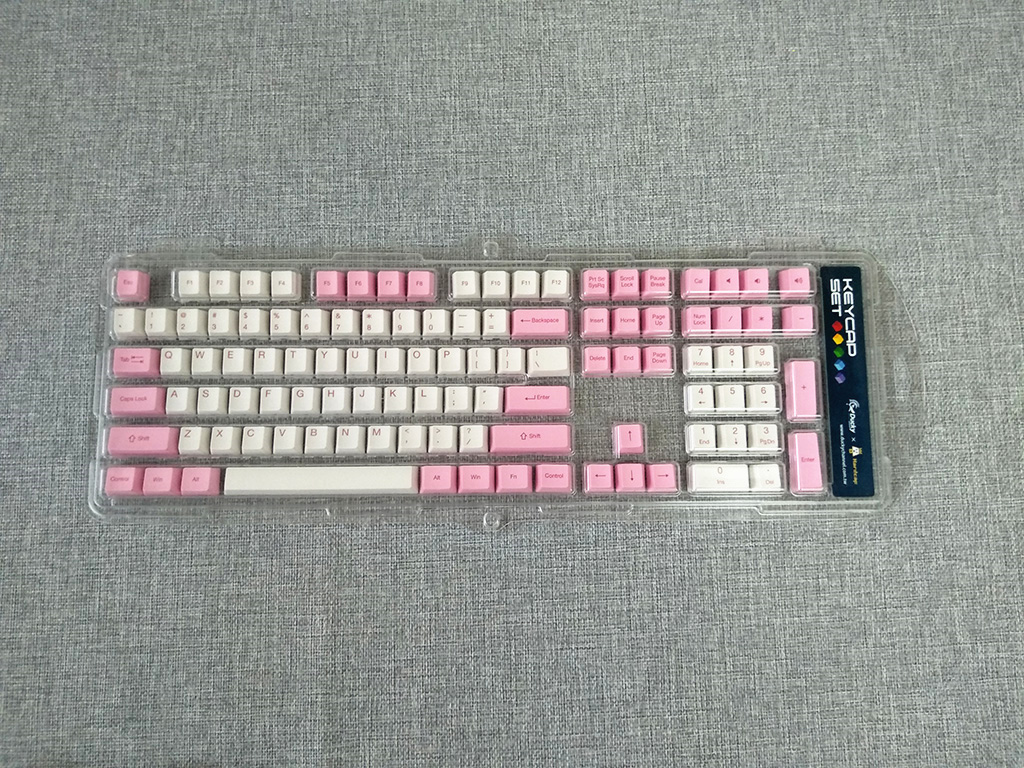 粉色少女心，Akko x Ducky 3108情人节机械键盘 热升华键帽图赏