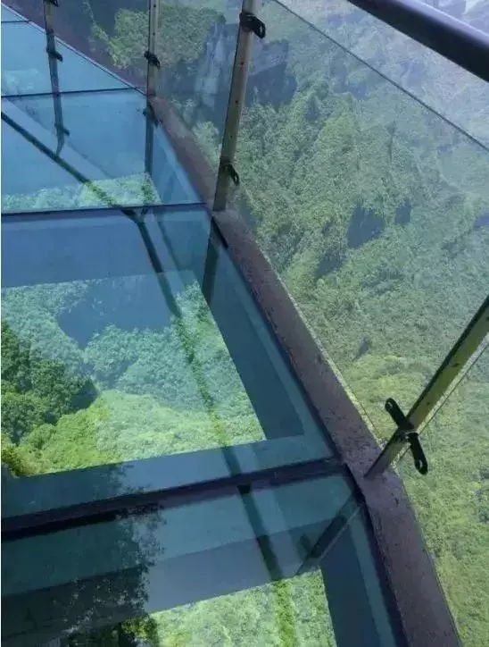 广东省10大惊险刺激的玻璃桥栈道,你敢挑战吗?