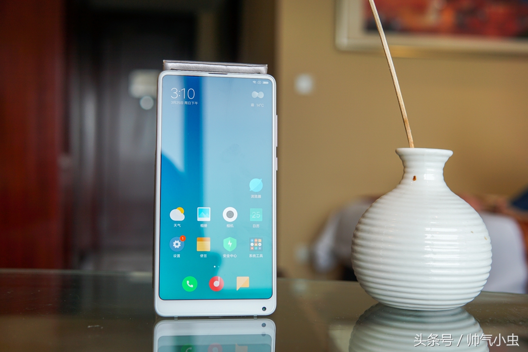 小米MIX 2S首发评测：性能不是亮点，软肋升级对飙iPhone X?