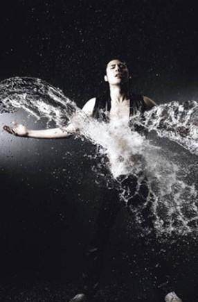 泰国的男神在这里。我总是有你的菜。是马里奥还是巨龙。