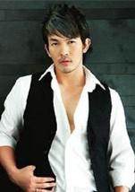 泰国的男神在这里。我总是有你的菜。是马里奥还是巨龙。