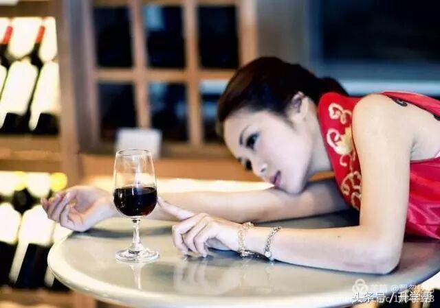 【摄影】红酒与女人