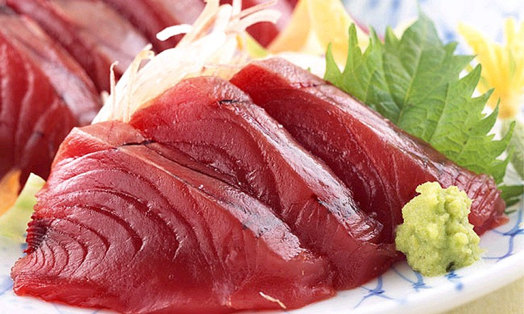 不想在吃日本料理时一脸懵然，就来认识一下这些字都是些什么鱼