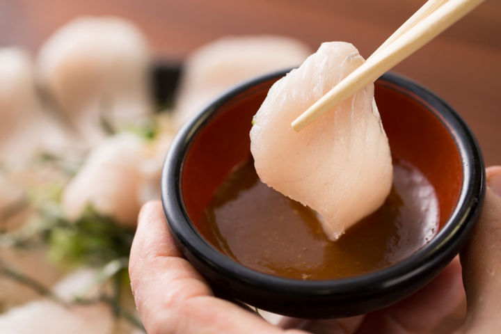 不想在吃日本料理时一脸懵然，就来认识一下这些字都是些什么鱼