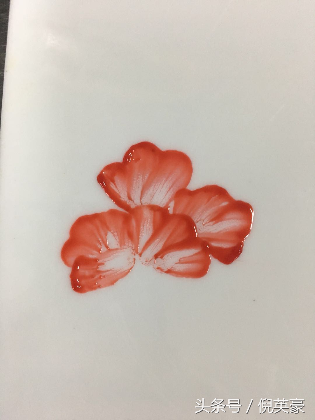 从食品雕刻到果酱绘画,看中餐菜肴近年来盘饰的演变