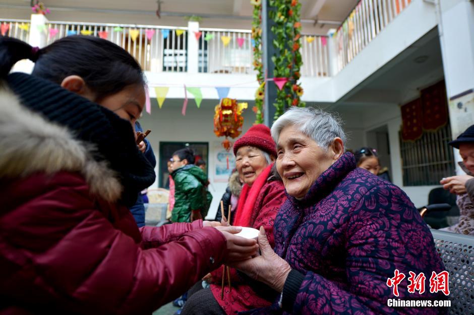 个人税收递延型商业养老保险，到底能省多少钱？