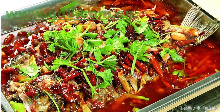 春天,最美味的家庭烤草鱼做法为你送上,健康好吃又便宜