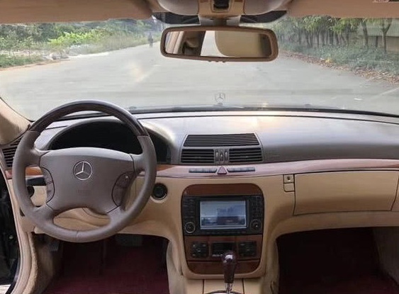 05年的奔驰s500放二手车市场,3个月无人问,网友:白送都不要