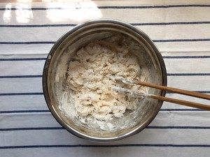早餐别再出去买，2分钟学会咸菜饼的做法，一看就懂，上桌就抢完
