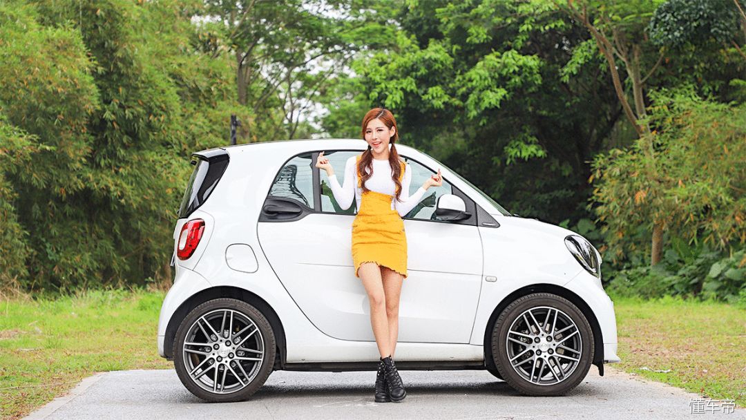 美美试车：史上最便宜的“奔驰”，车上感受会如何？