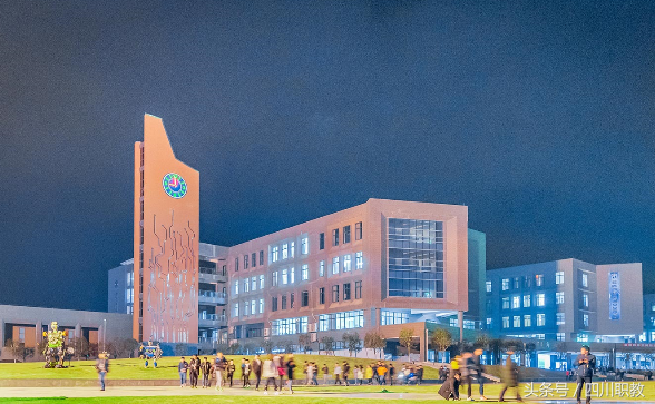 大数据时代你out了吗？四川8大高职院校与时俱进开办“吃香”专业