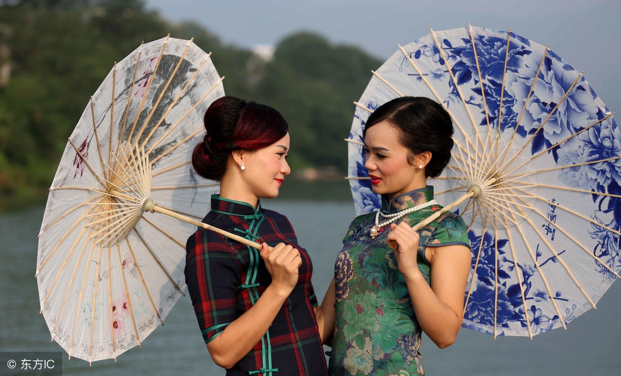 三毛《雨季不再来》经典名言20条，相逢风雨人生路