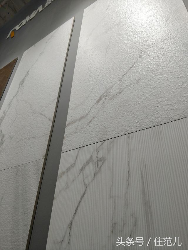 逛了超过700个瓷砖品牌，终于知道今年要怎么买瓷砖了