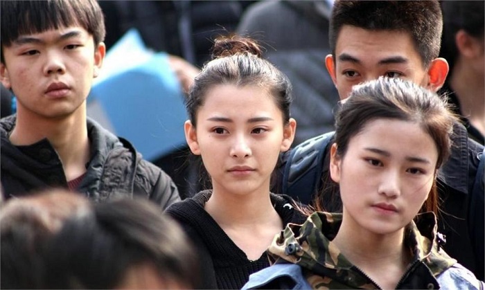 如何选择艺考培训学校（艺考培训学校该如何选择）