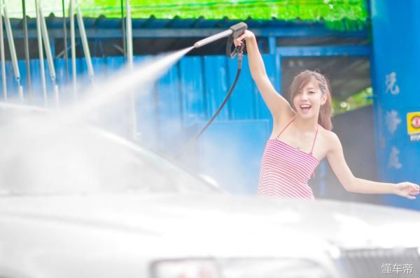 多数车主都犯的洗车误区！为什么不能用洗衣液、洗洁精洗汽车？