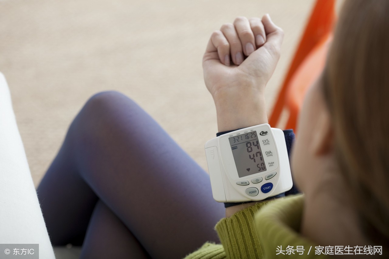 女性低血压调理方法：血压过低的危害及日常调节措施