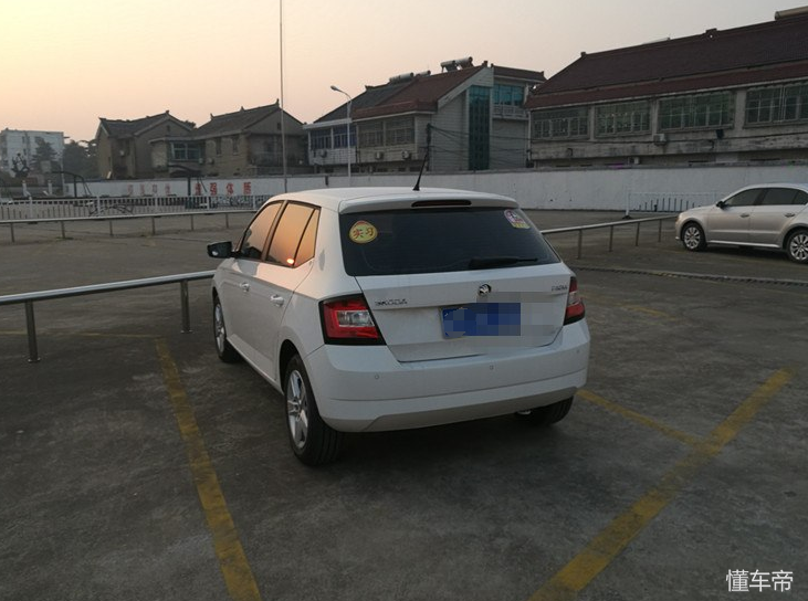 晶锐怎么样？车主说7万多的合资车配ESP很良心，发现三个缺点