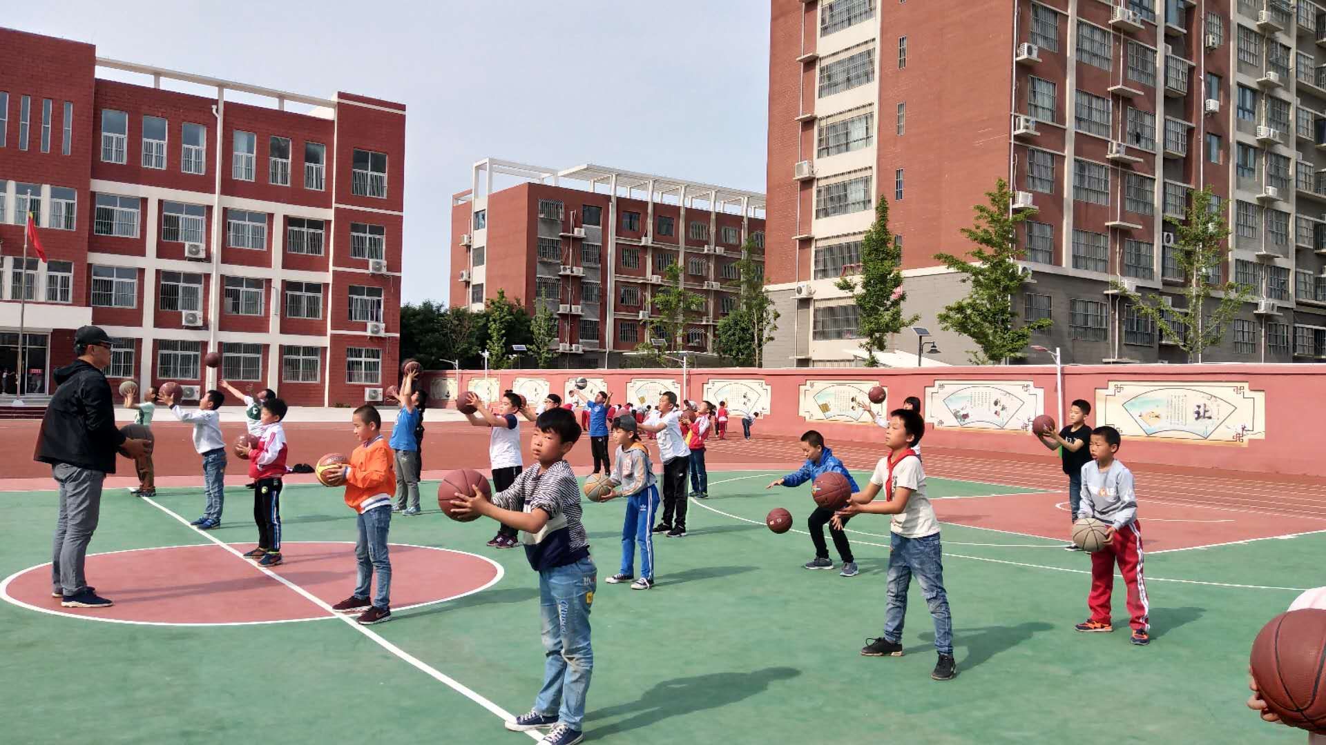 《朱子家训》拼音版全文和注释