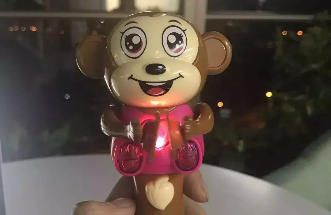 搬家翻出来的这件旧物，吸收着你所有的恐惧和挫折