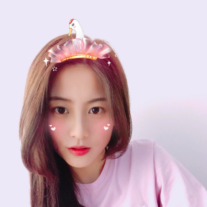 雷一萌个人资料(最近被刷屏了的抖音最美小姐姐) - 散下步