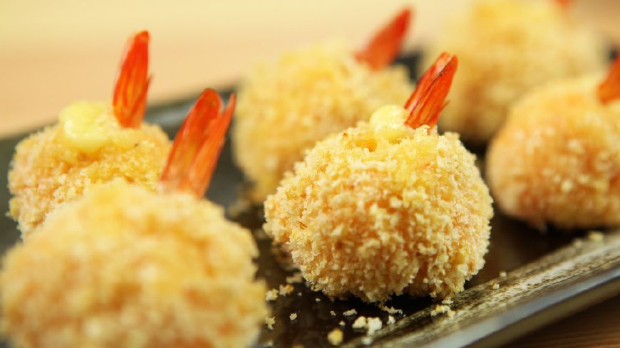 黄金芝士虾球这样炸，口感酥脆，滋味鲜美，绝对是道超棒的小吃！