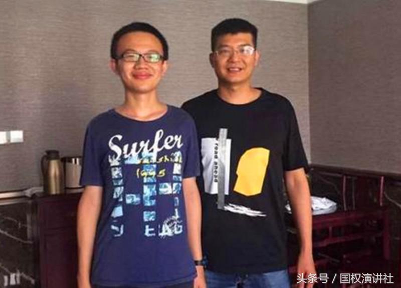 申奥2017高考706分，理科状元用只能接打电话的普通手机