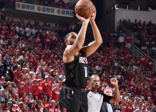 nba为什么半场发球(真相！最后6.7秒，勇士为何不从前场发球，其实它是真的没得选！)