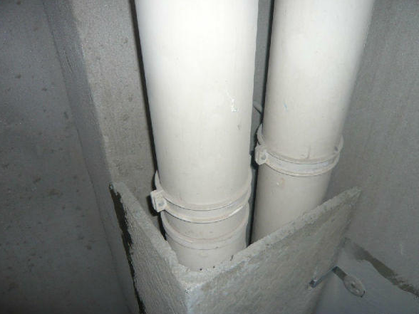 包水管用红砖好还是水泥板好?幸亏老师傅及时劝住,差点被忽悠了