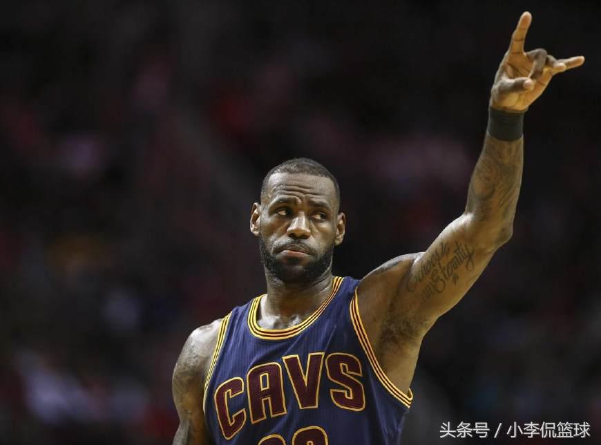 nba冠军成员会有哪些奖励(赢得NBA总冠军能拿到多少奖金？联盟正式给出答案：不到400万)