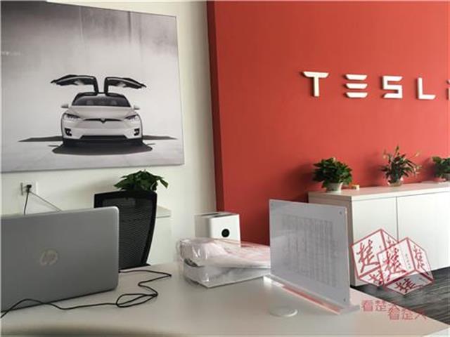 特斯拉受损送往官方指定点维修，两个多月了配件还没到货
