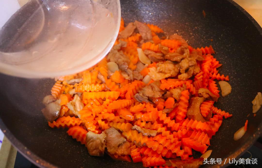 紅蘿卜炒肉,紅蘿卜炒肉的做法