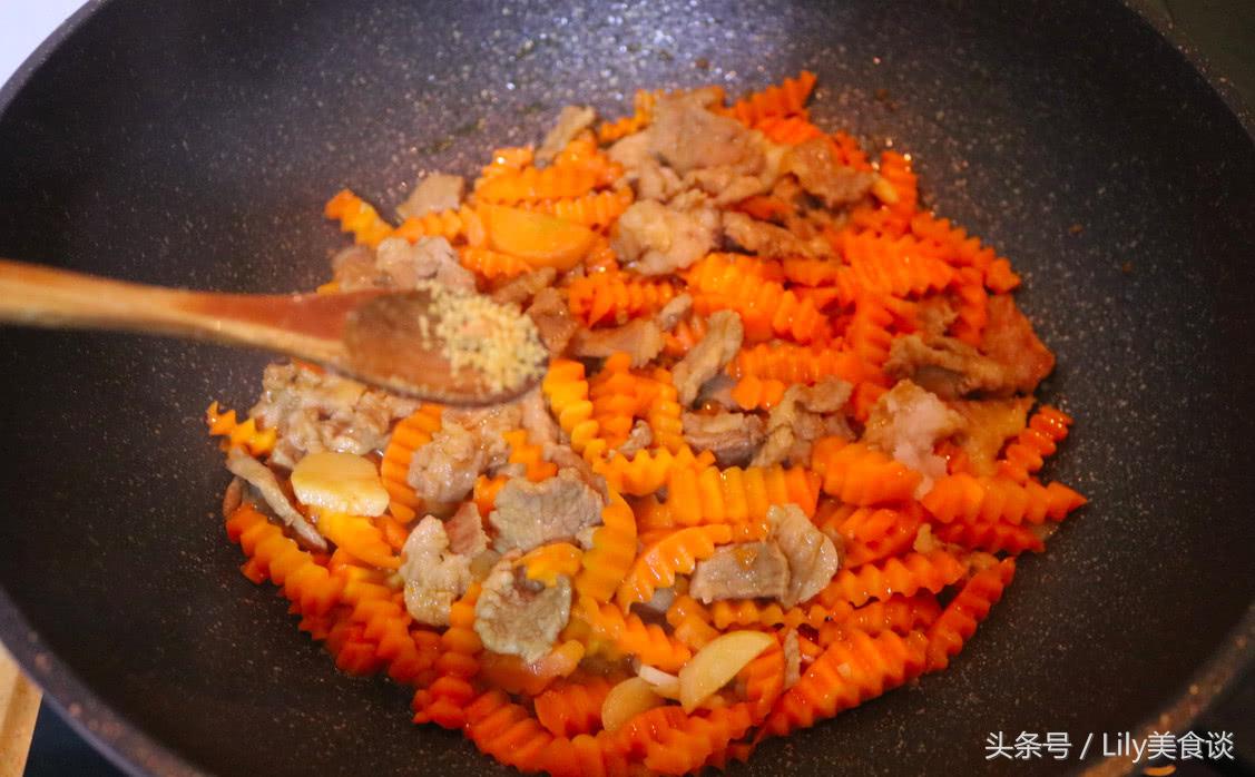 紅蘿卜炒肉,紅蘿卜炒肉的做法