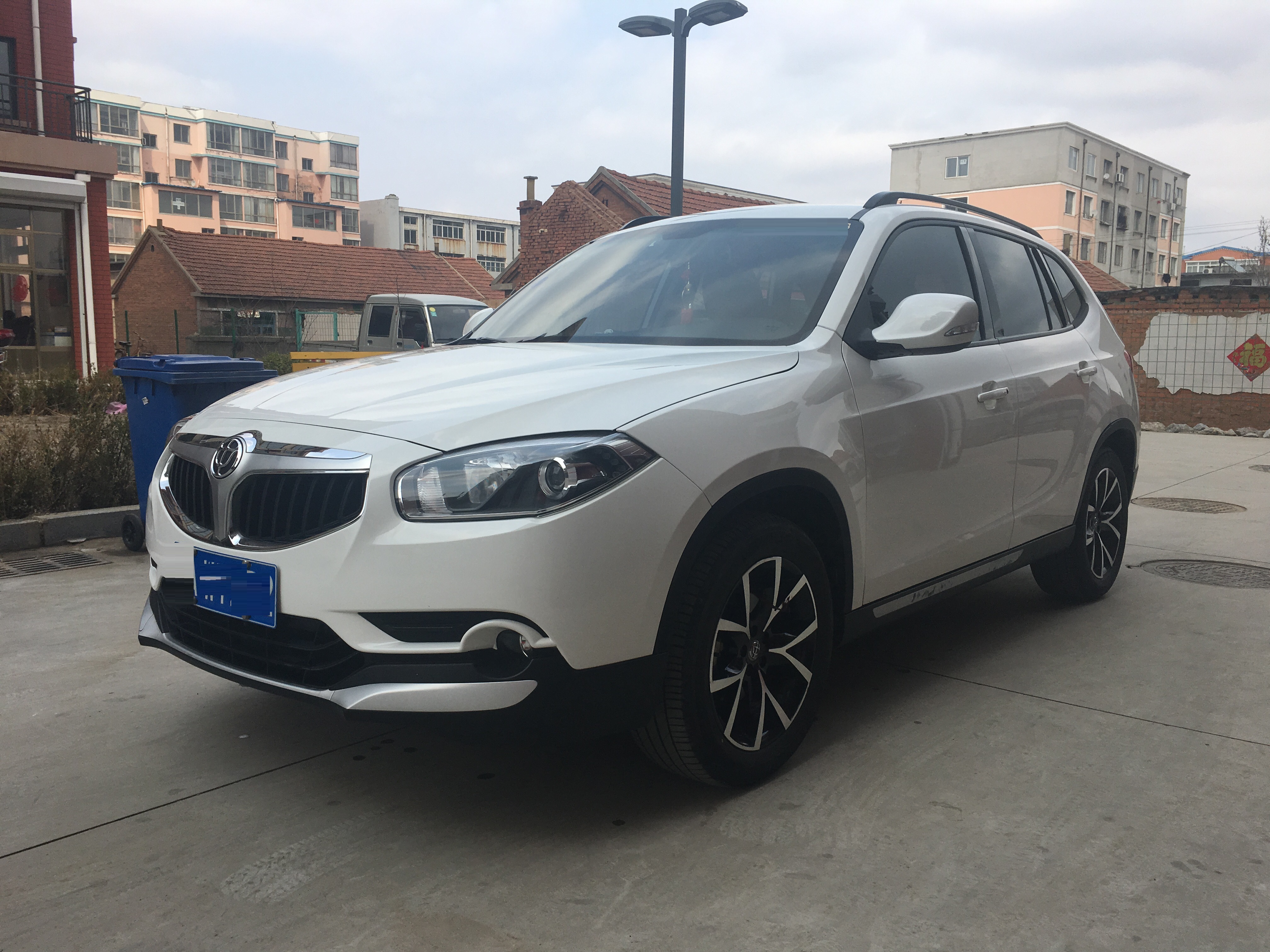 中华v5怎么样质量怎么样(老司机说它比中华v6值得买)_【读车号】