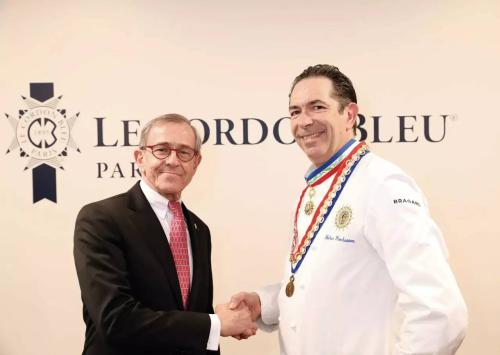 蛋糕 培训学校（国际著名西点蛋糕面包烘焙培训学校）