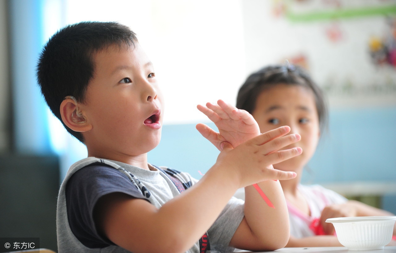 这些高考状元的学习秘诀惊人相似，他们从小都在坚持做这样3件事