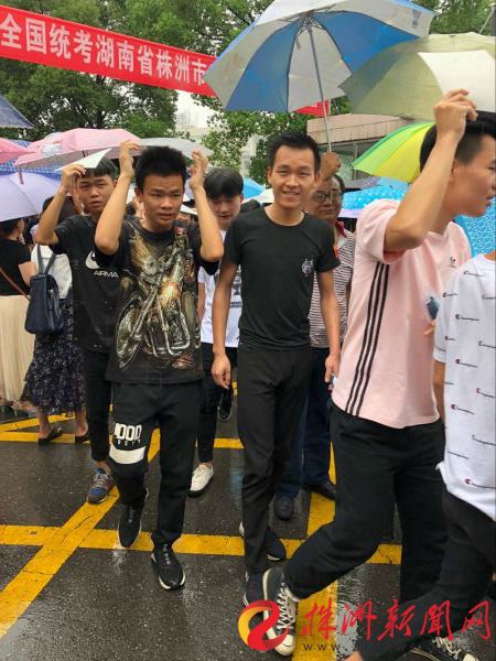 图说株洲2018年高考第一天！