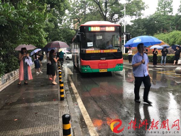 图说株洲2018年高考第一天！