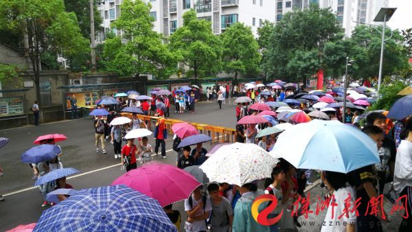 图说株洲2018年高考第一天！