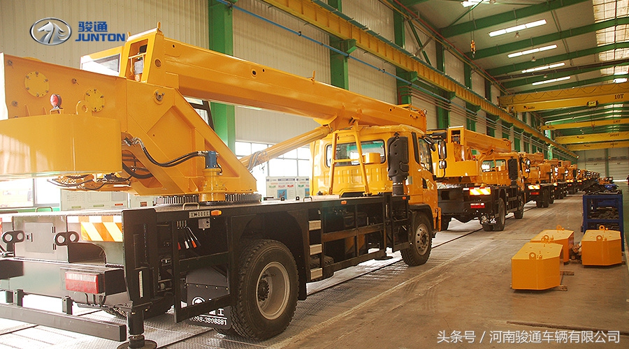 12吨吊车价格多少一台世界杯