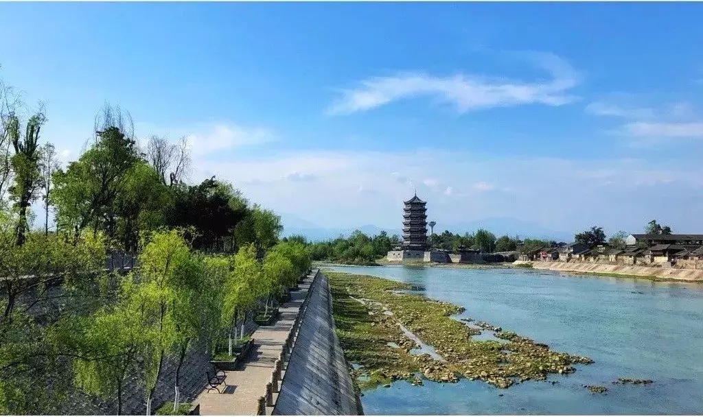 不自驾也能嗨遍四川!55个景区都有直通车了,在成都就能坐!