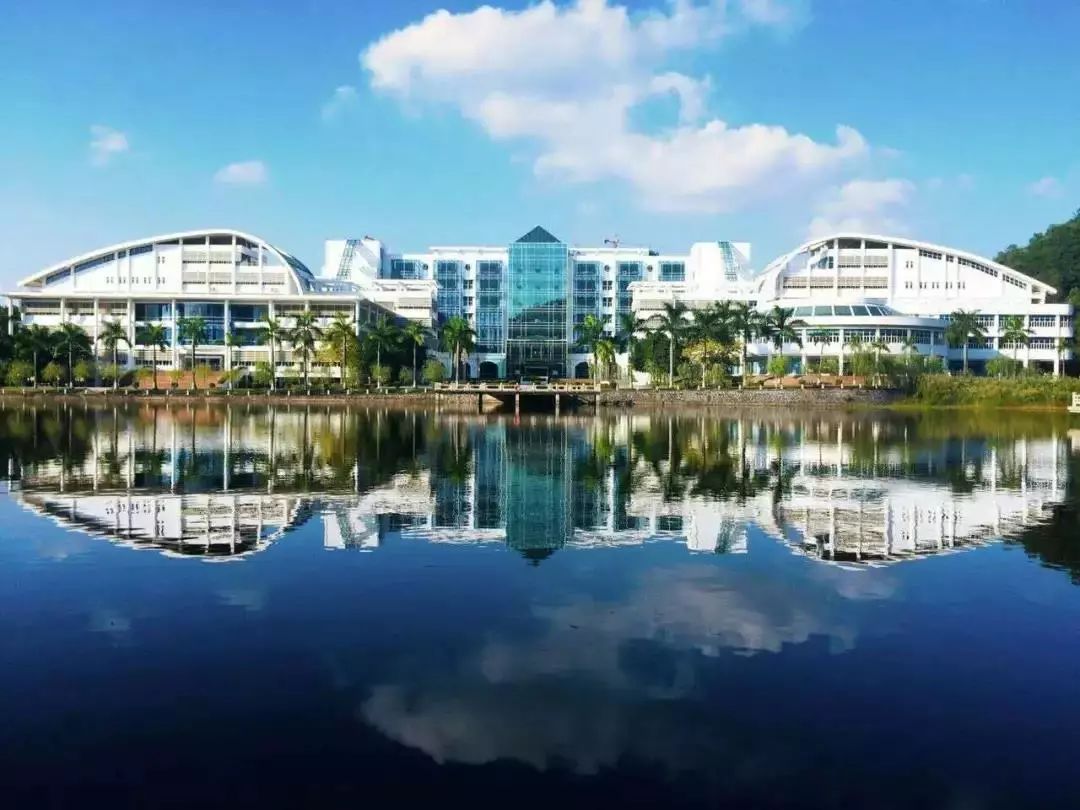 了解一下，暨南大学的人文社会科学