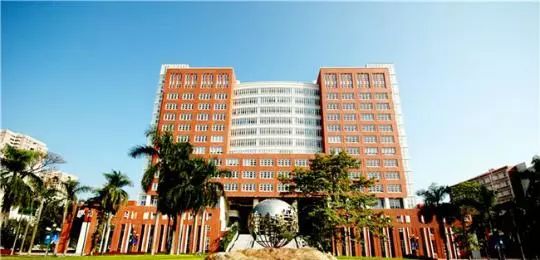 了解一下，暨南大学的人文社会科学