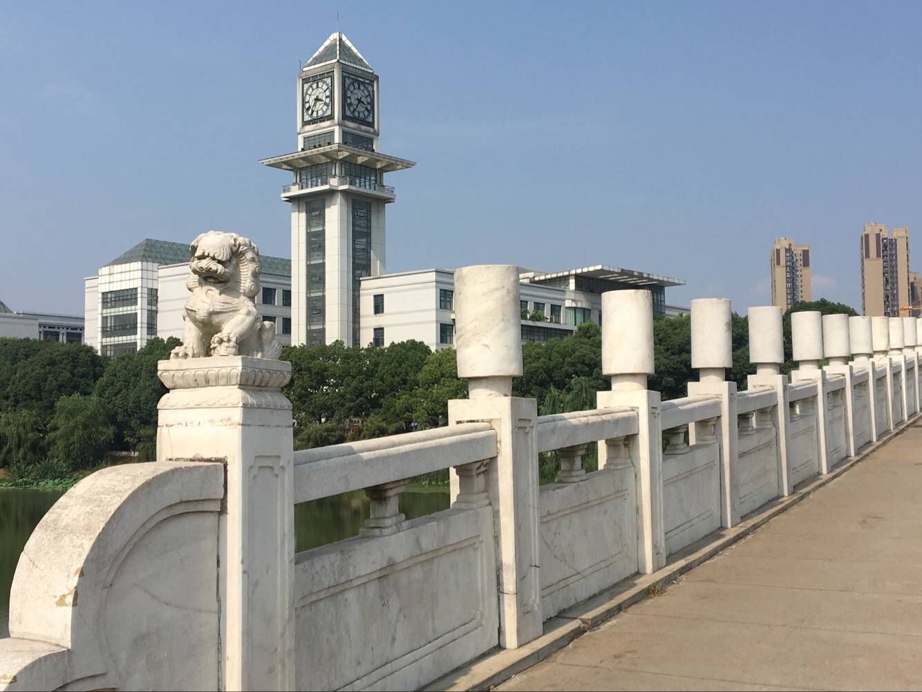 第一次，中南财经政法大学