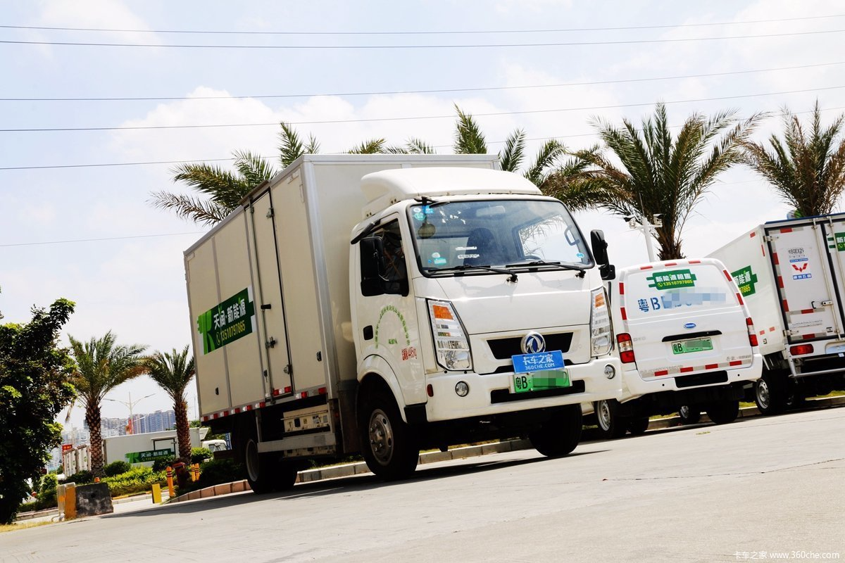 首付15000月租最低3800,就能开着东风纯电动轻卡去挣钱了