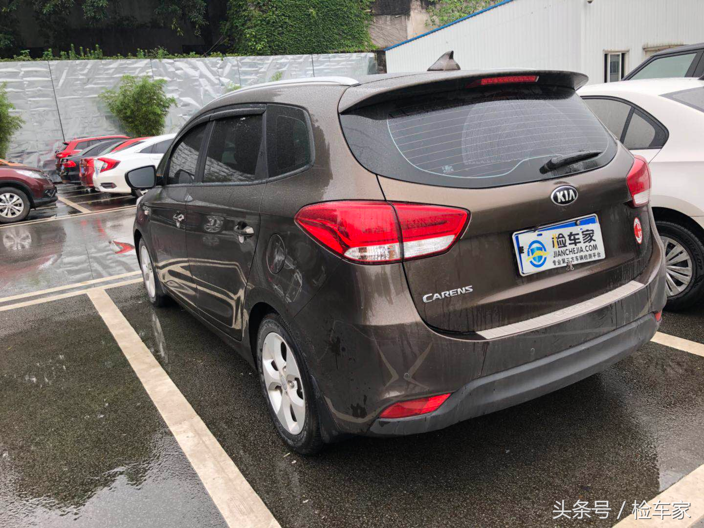 二胎神奇7坐MPV性价比谁最高？进口起亚佳乐了解一下