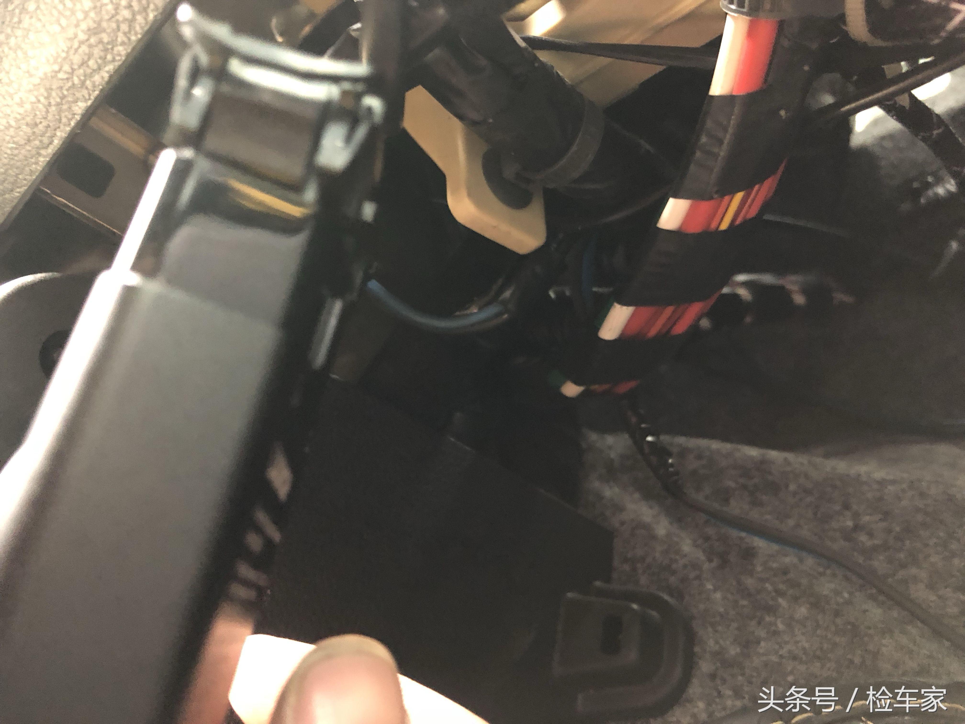 二胎神奇7坐MPV性价比谁最高？进口起亚佳乐了解一下