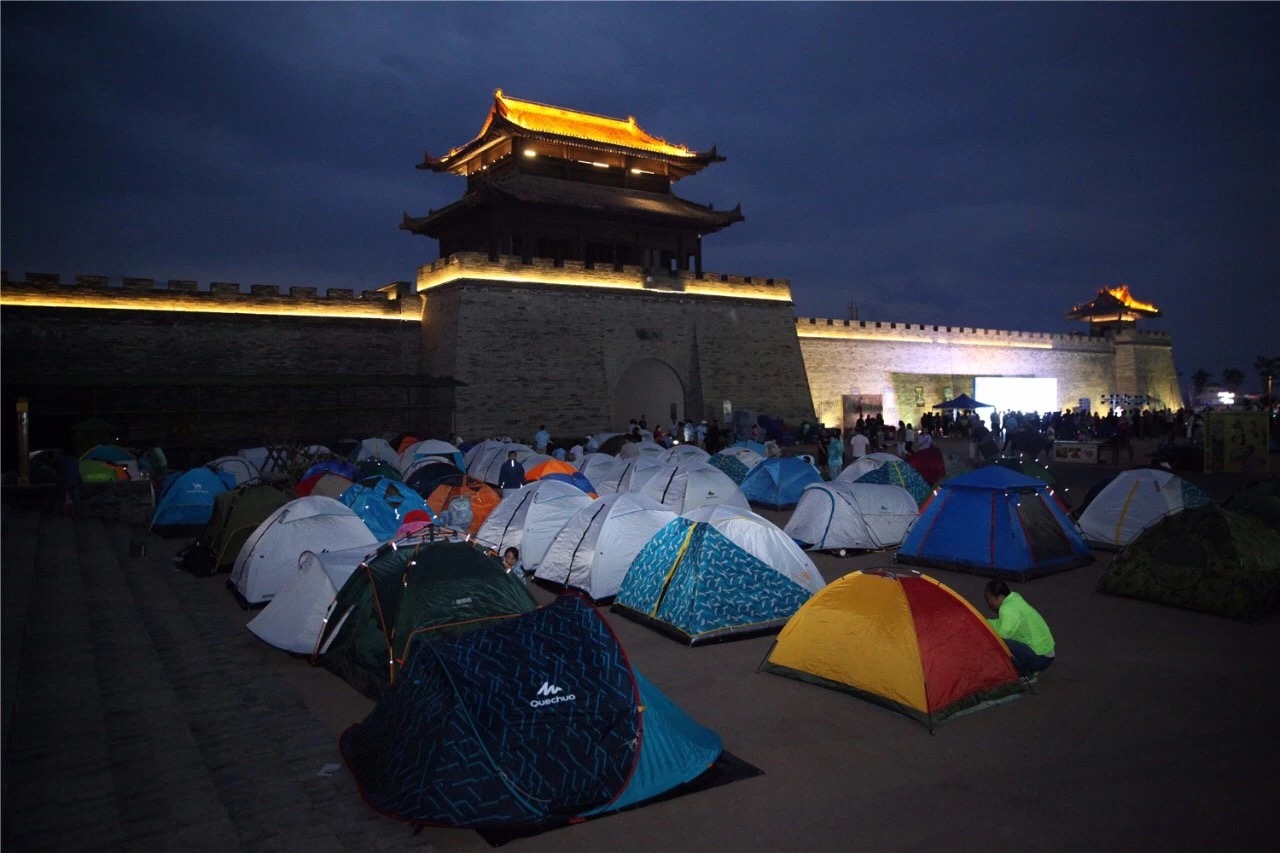 世界杯为什么晚上有光(世界杯意外和冷门不断！为何在影视城能猜对更多结果呢？)