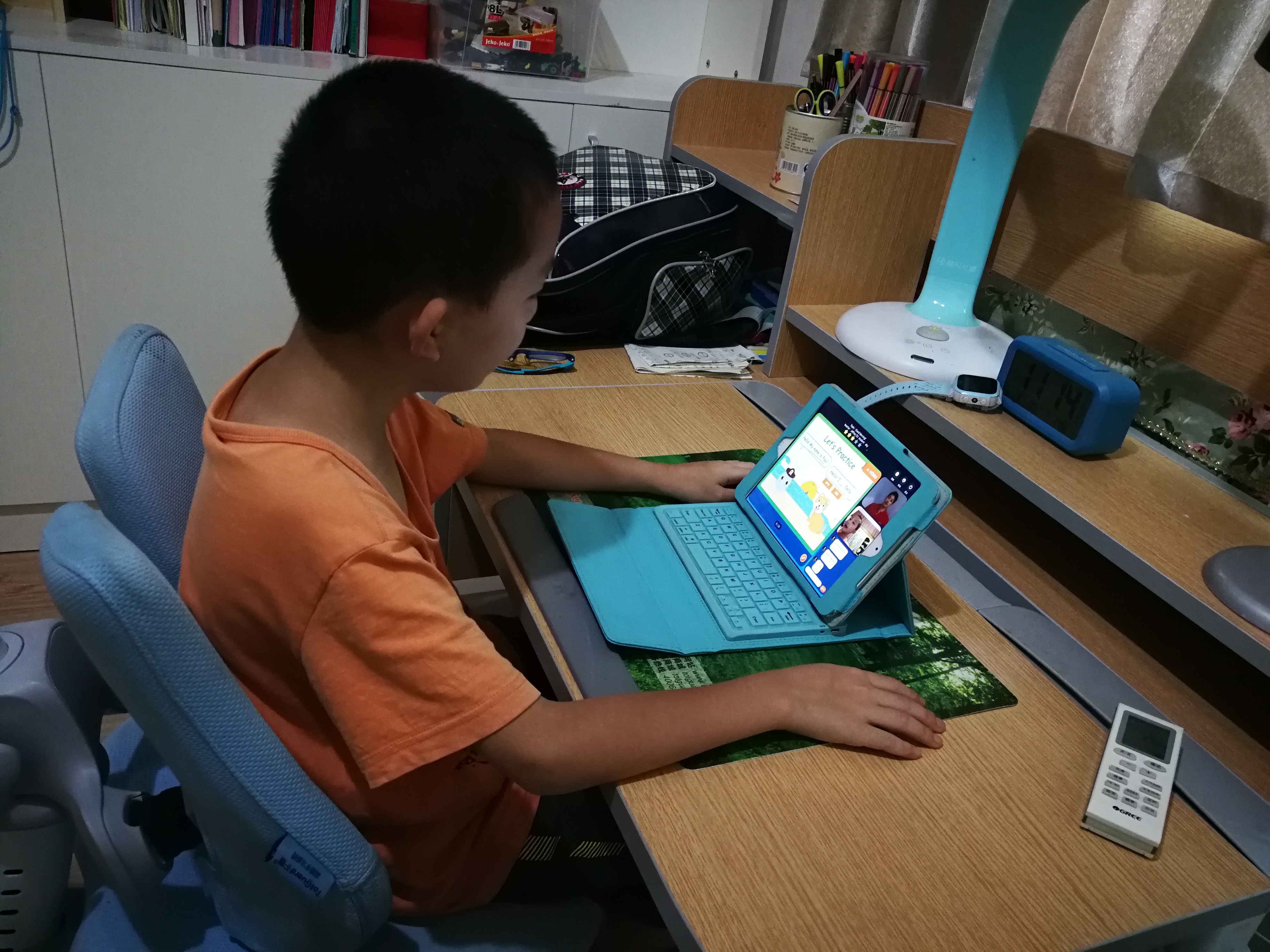 英语 培训班（面对琳琅满目的少儿英语培训班）