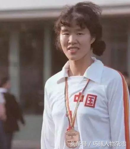 1981年中国女排世界杯第三名(这世上哪有什么常胜将军？她代表的女排精神，并不只在夺冠时才存在)