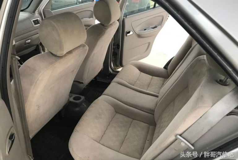 二手车胖哥推荐，车况最好的也不超过2万，全系里面随便选